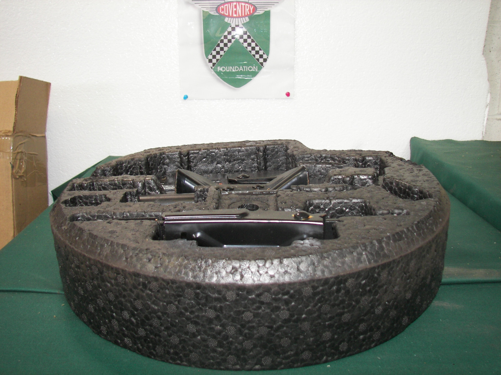 Picture 1 of 2