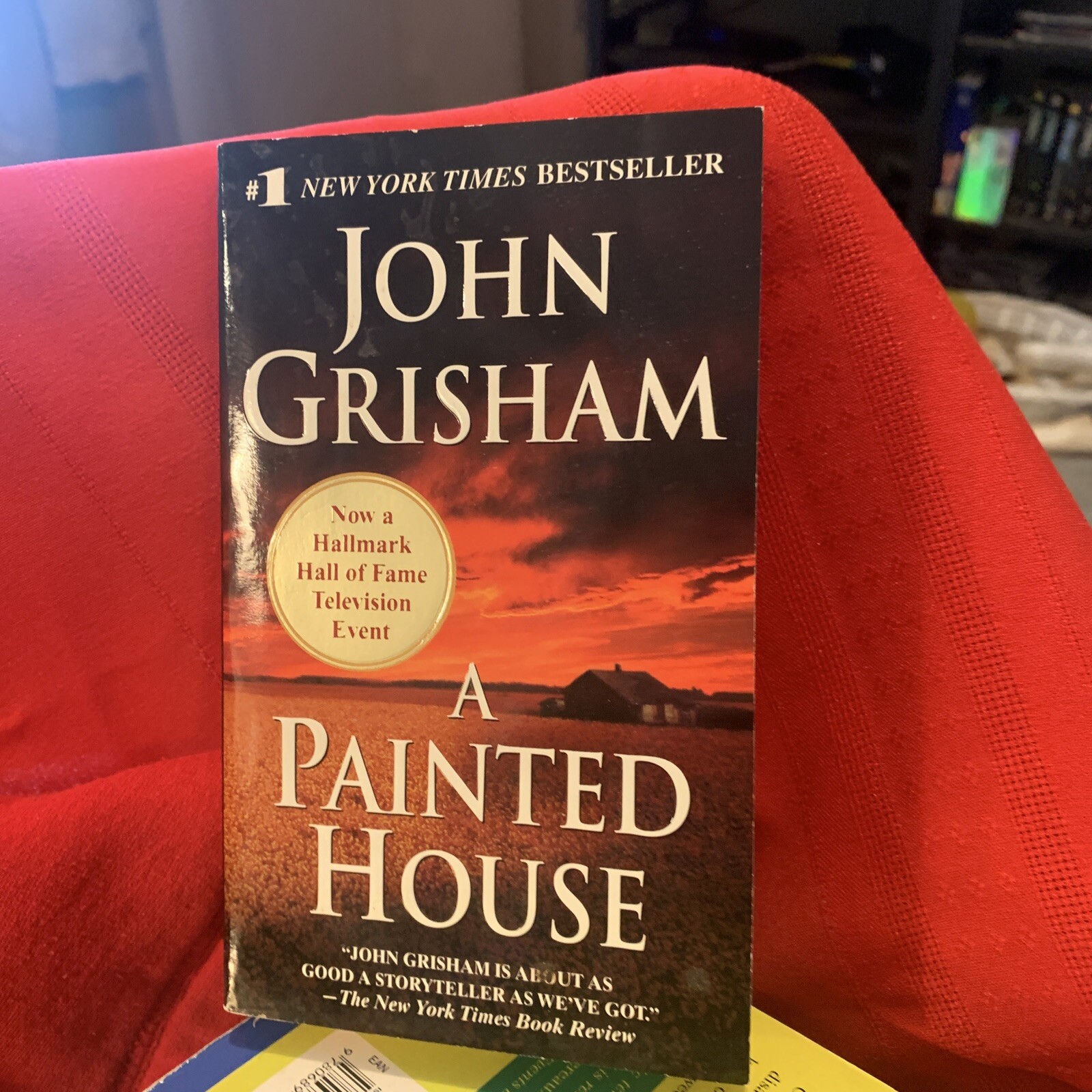 A Painted House by John Grisham (2001, Trade Paperback / Trade