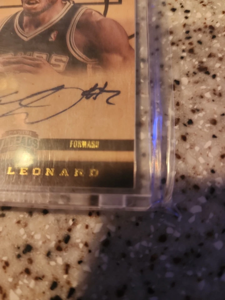 2012-13 Panini Threads KAWHI LEONARD Rookie RC Auto Autograph Hardwood Spurs - Image 3 of 4