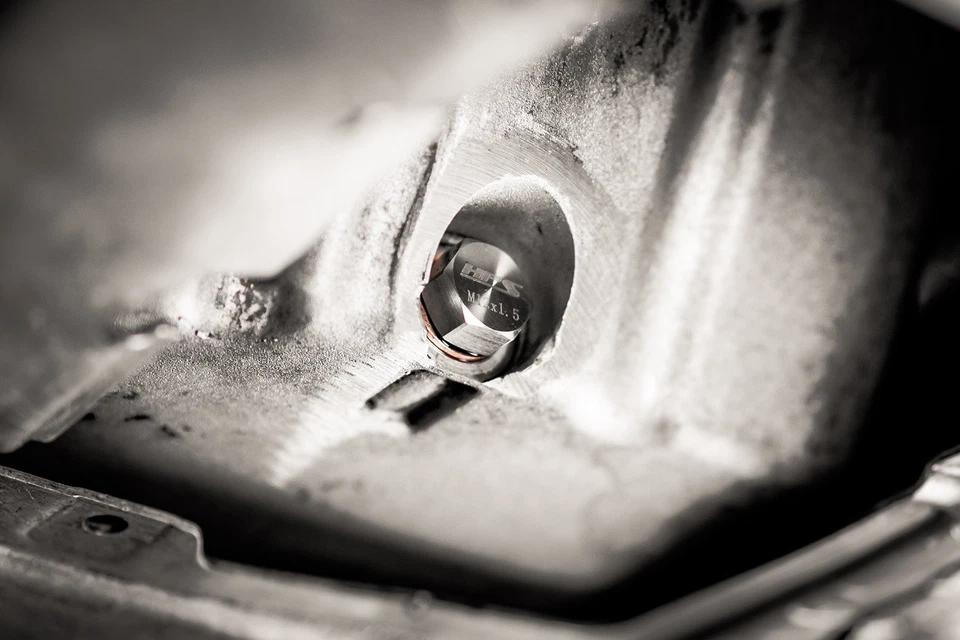 Perno magnético de tapón de drenaje de aceite de acero inoxidable HPS para 1972-1981 528i M30 2,8 L E12 Foto 2 de 3