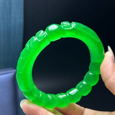 Natural ice green Jade jadeite artistic carving bracelets Bangle 62mm