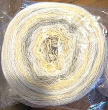 Caron Skinny Cakes-VANILLA ALMOND-Neutrals-NEW- DESTASHING-
