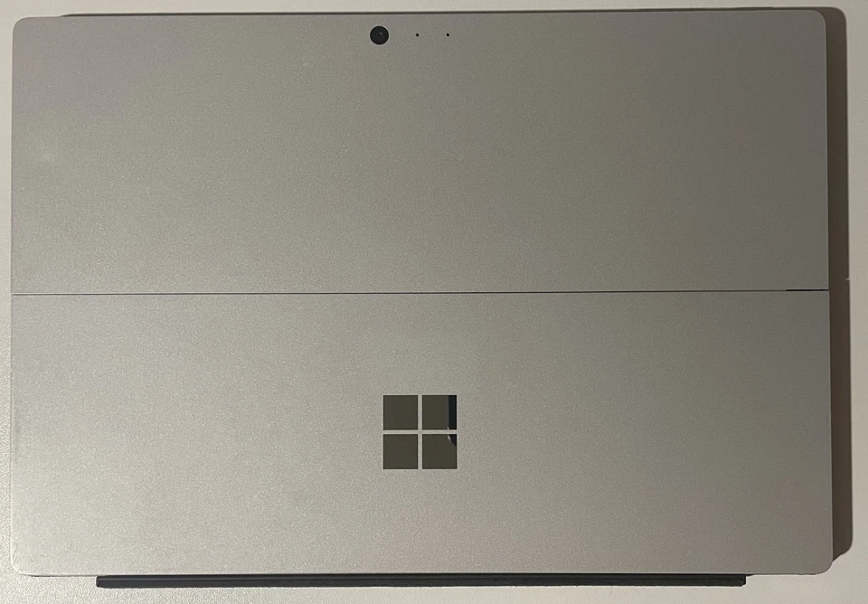 Microsoft Surface Pro 4 1724 12.3" i7 6650U 2.2GHz 8GB RAM 256GB SSD - Image 3 of 4