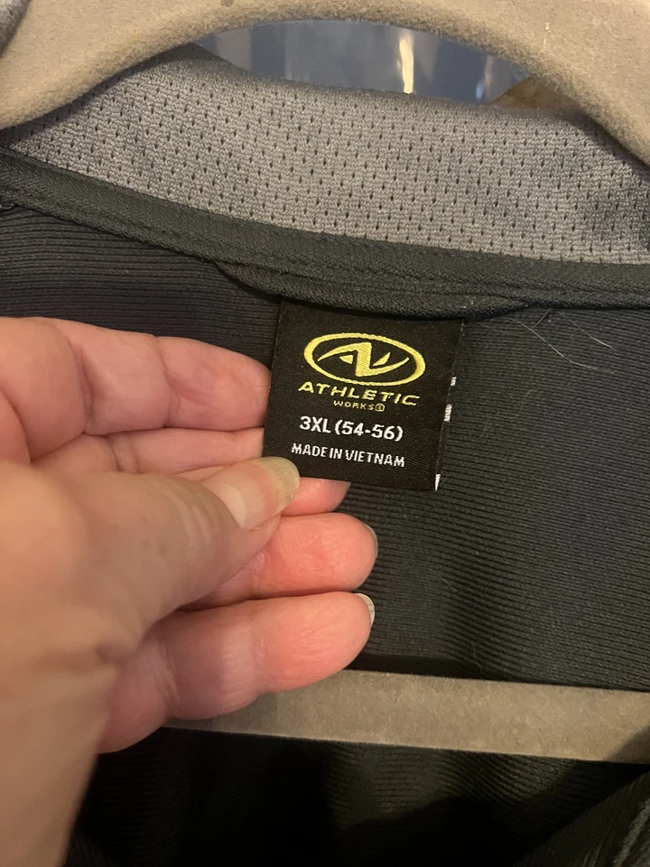 Athletic Works 轨道套装 2 件套男士 3X 黑色/灰色拉链夹克和裤子健身房套装 — 第 2/4 张图片