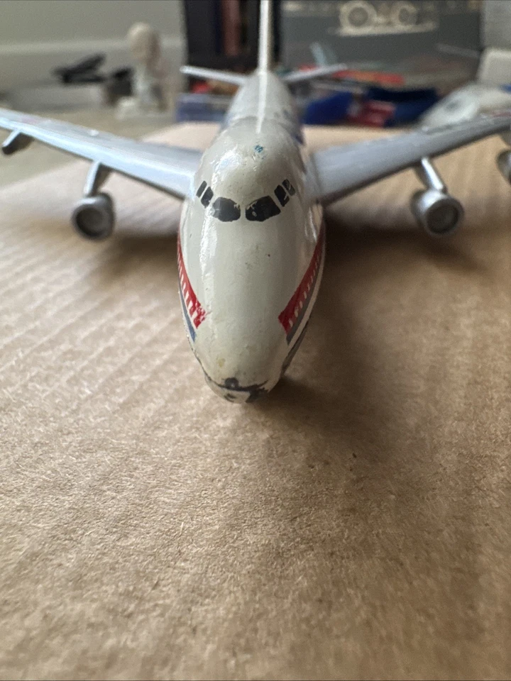 Tomica Boeing 747 JAL Nº1 escala 1/415 7" fundido a presión 1978 Japón falta 1 motor Foto 3 de 4
