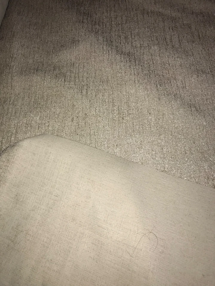 10mx1.45m wide of sage chenille fire retardant upholstery fabric - Image 4 of 4