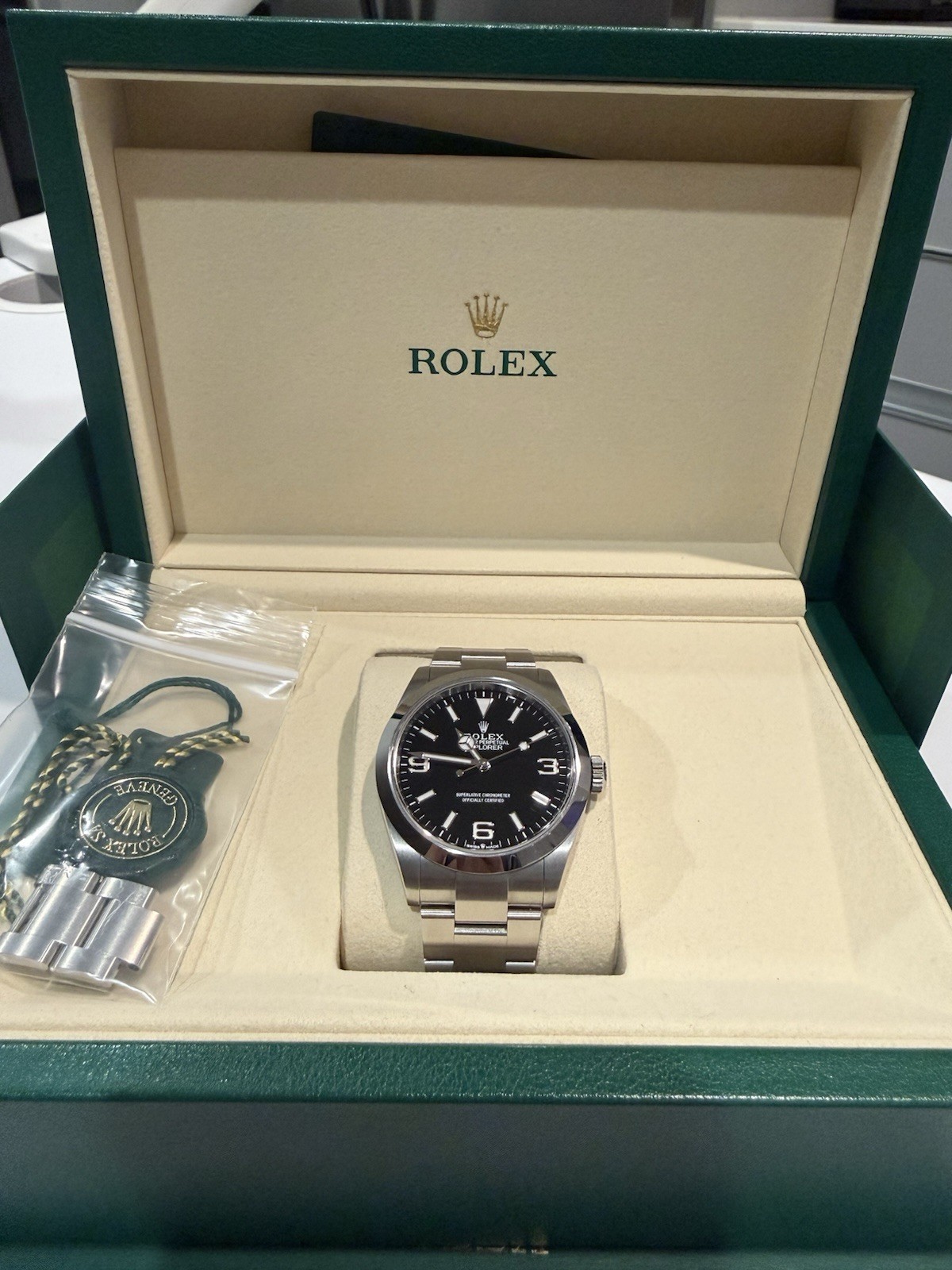 rolex explorer 224270