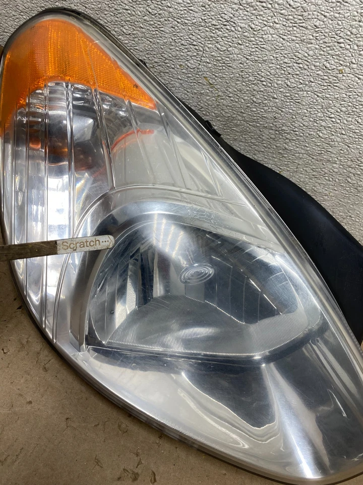 Faro halógeno pasajero derecho Hyundai Accent 2006 a 2011 sedán U1005 DW Foto 4 de 4