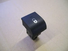 PEUGEOT 207 CENTRAL LOCKING SWITCH LOCK 96570636XT