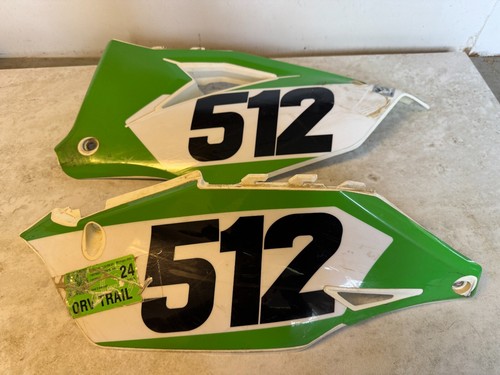 Kawasaki KX450 2019 OEM PANELES LATERALES IZQUIERDO DERECHO CARENADOS CONJUNTO CAPUCHAS - Imagen 1 de 2