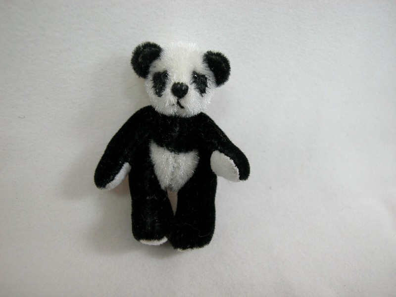World of Miniature Bears #270 By Theresa Yang 2" Plush Panda Bear No Writing