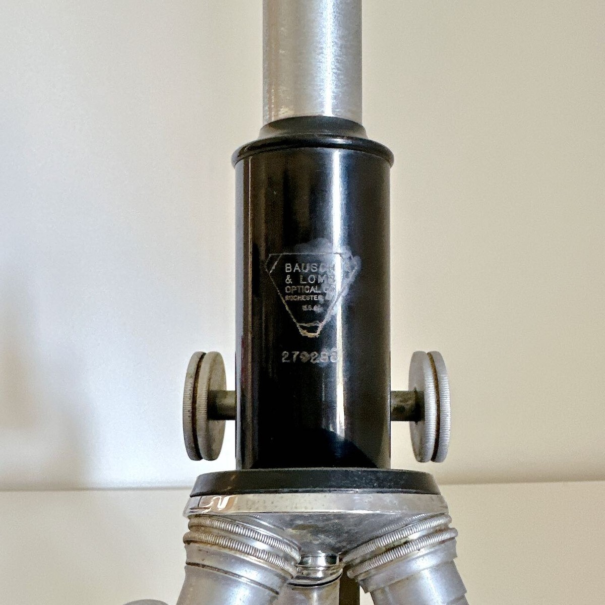 【超希少】1930's BAUSCH&LOMB - L ROUND VINTAGE 1940s BAUSCH & LOMB MICROSCOPE 43X 97X 10X LENS - TRIPLE