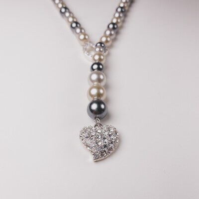 Avon Faux Grey White Pearl Rhinestone Crystal Heart Love Drop Y Lariat  Necklace