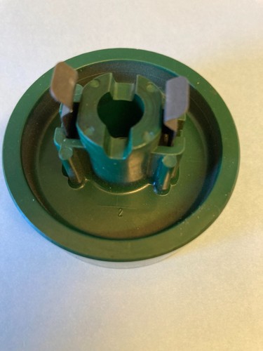 HUSQVARNA VIKING SEWING MACHINE 2000/6030 FLY WHEEL/ BALANCE WHEEL p577 - Picture 2 of 2