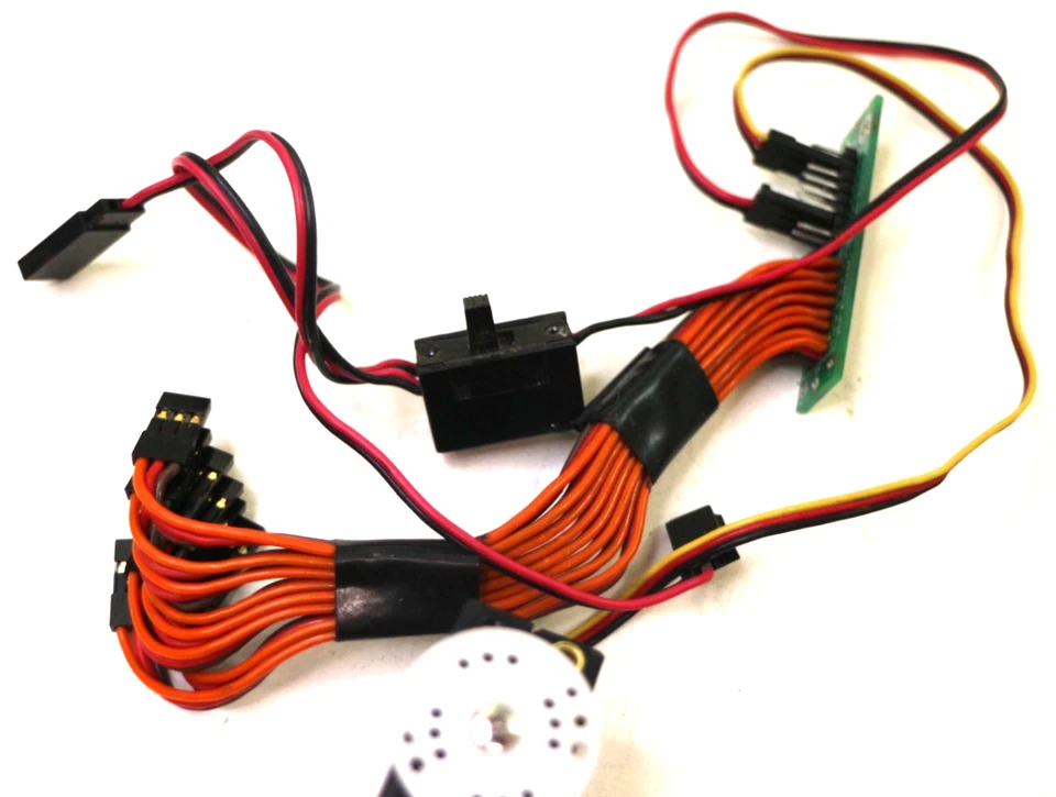 Hitec HS-4222 RCD Apollo 10 w Servo Power Board & Switch - Image 2 of 4