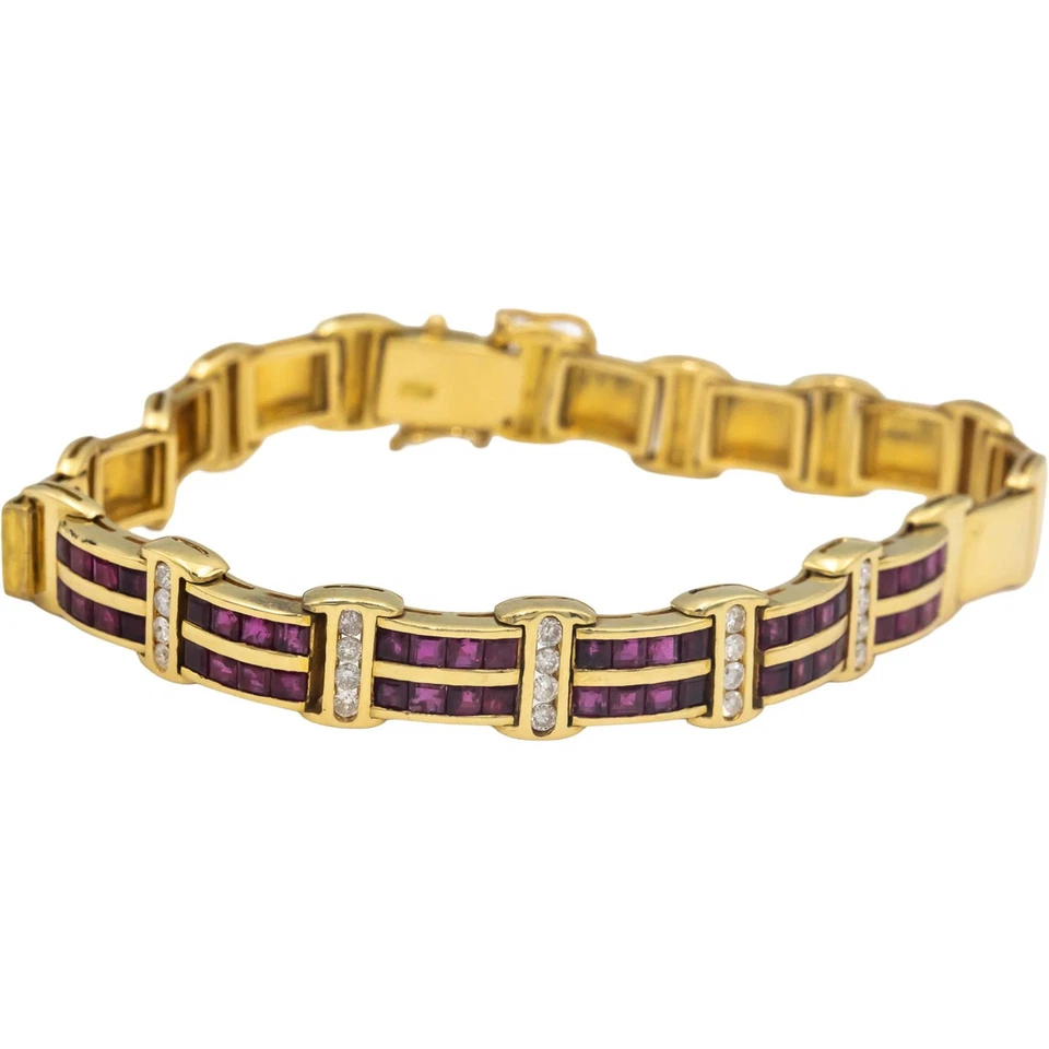Ювелирный браслет из желтого золота 18 карат с бриллиантами и рубинами 2,90 карата