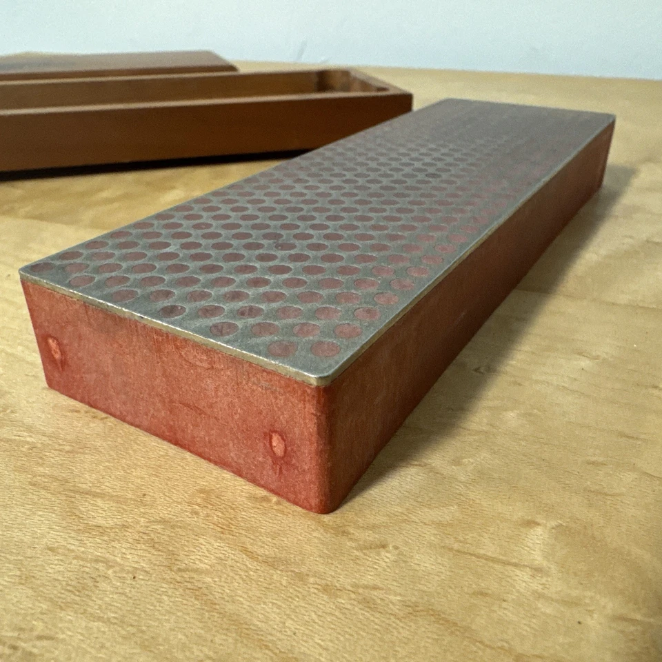 DMT Diamond Sharpening System Blue Sharpening 6in Stone With Wooden Case RED - Image 4 of 4