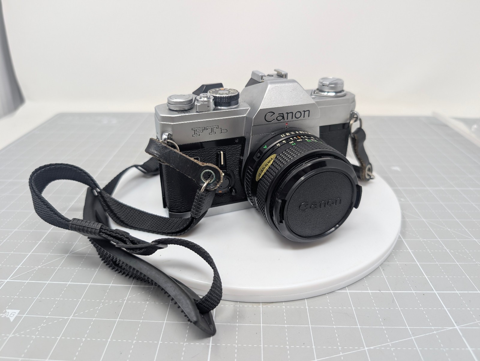 Canon FTb QL vintage camera equipment - eBay listing photo 3