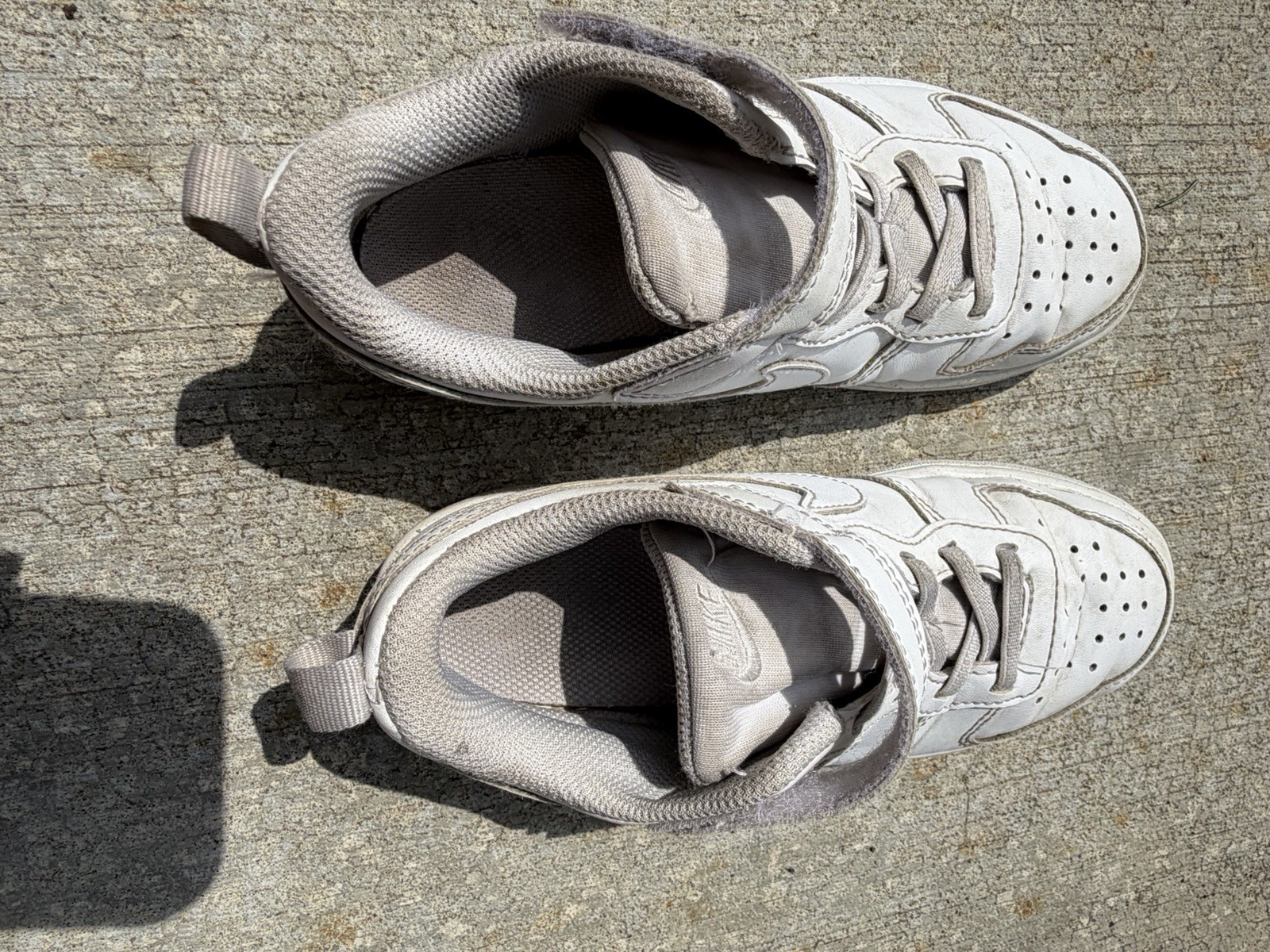 Nike Court Borough Low White Children’s Size 12.5C