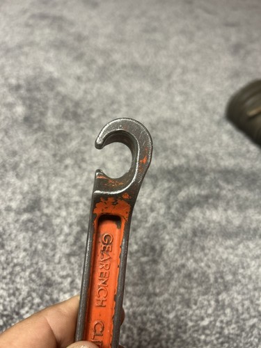 Vintage PETOL Gearench RW1SG pipe & Valve wheel Wrench TITAN REFINERY - Picture 3 of 12