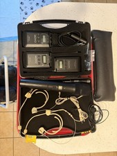 Movo WMX-20-DUO is a 48-channel UHF Dual wireless microphone system.