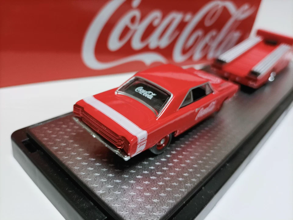 Camión Dodge M2 1/64 1974 + Dodge Dart Swinger 340 1969 Foto 3 de 4