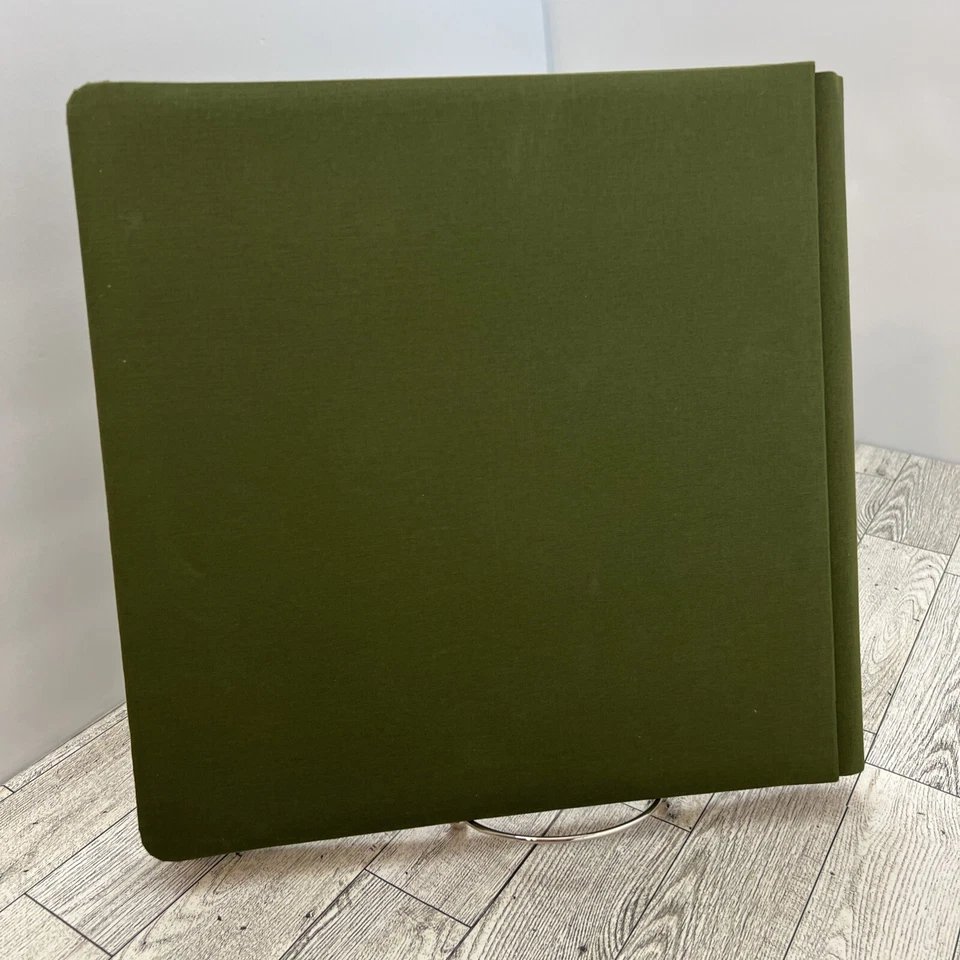 Álbum de recortes Westrim Crafts 12 x 12" pano pós-encolhido - janela de foto verde - Imagem 2 de 4