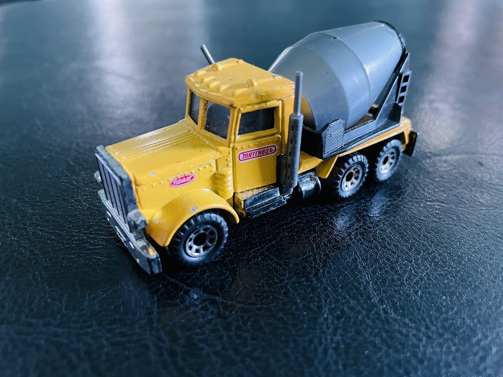 Matchbox 1981 PETERBILT CEMENT MIXER TRUCK eBay