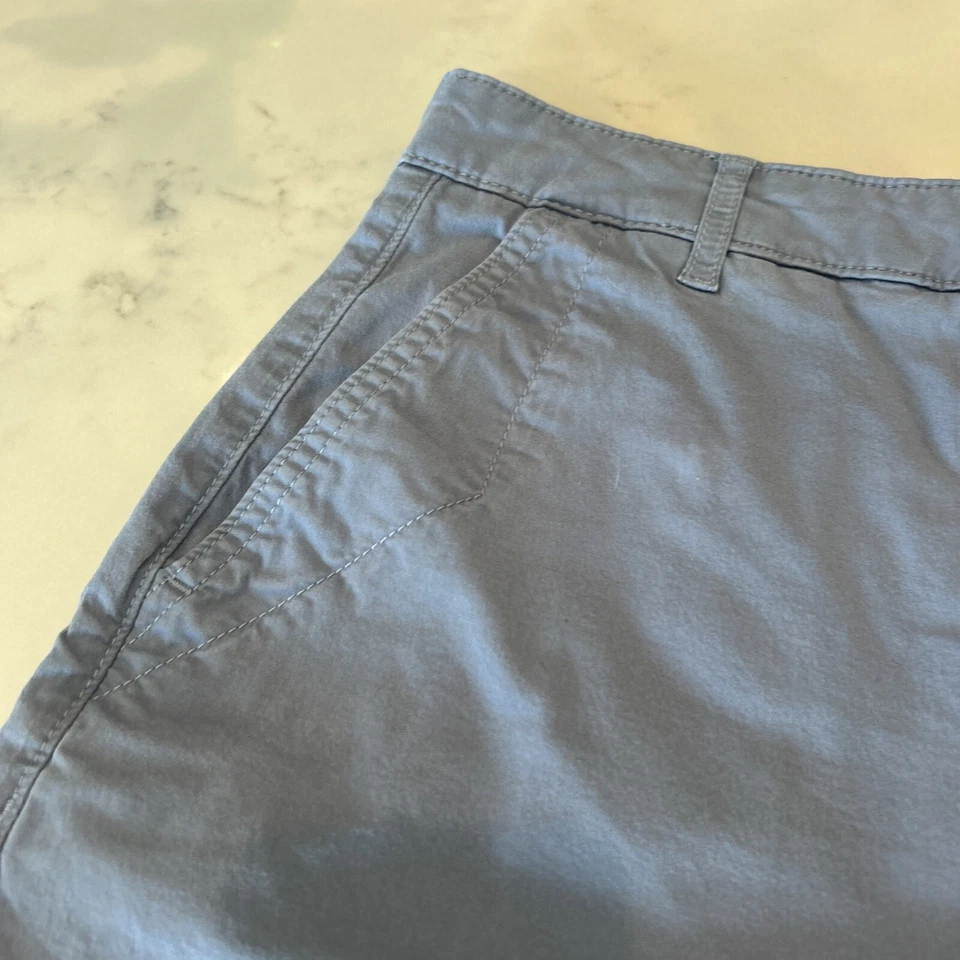 Boden Womens Lot Kaki & Blue Chino Shorts Sz 12 - 4”Inseam Cotton High Rise - Image 3 of 4