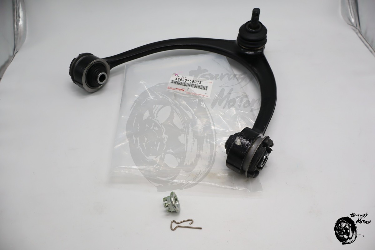 Toyota Lexus LS400 1994-2000 Front Upper Control Arm Set Genuine