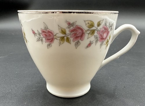 Regency Cmielow 6.75” Tea Cup Made in Poland Red Floral Platinum Rim