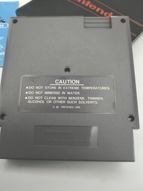 #719 Section Z NES 5 SCREW in box w/man. (Nintendo Entertainment System , 1987 )