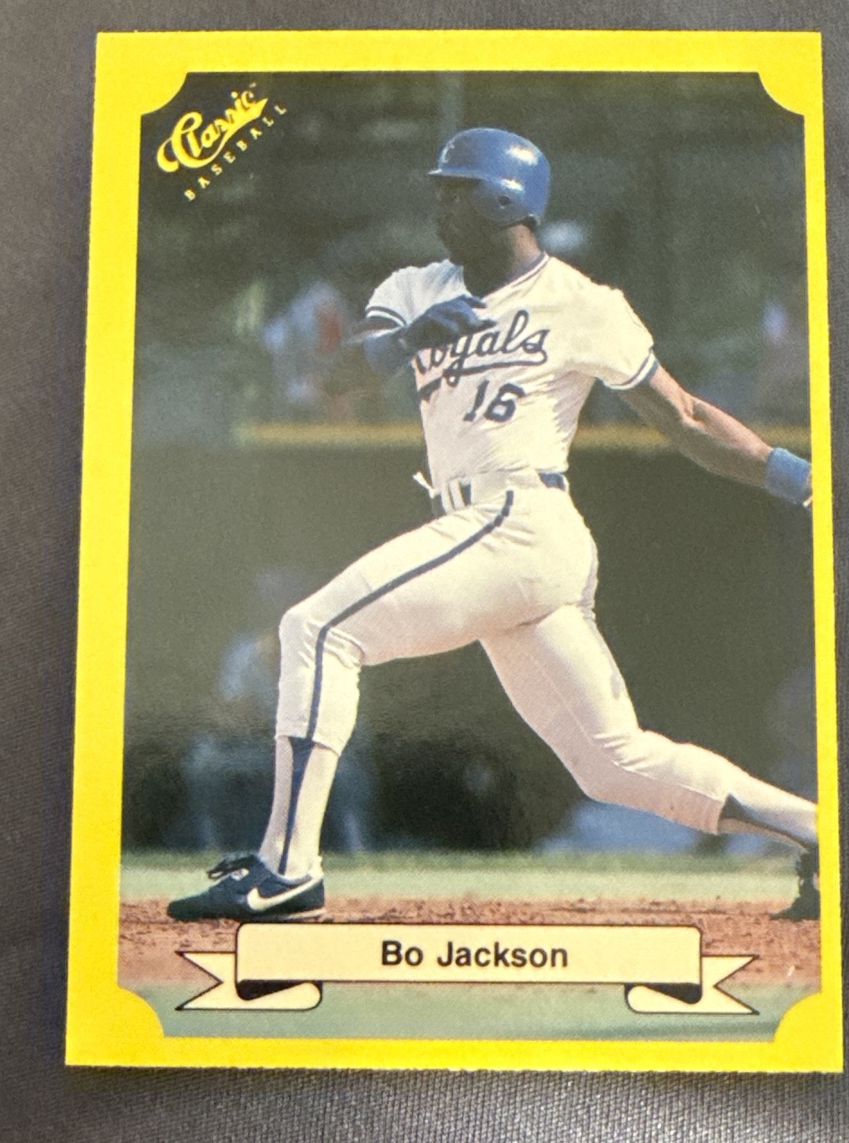 1987 Classic Update Yellow Travel Edition - Bo Jackson #109 (RC)