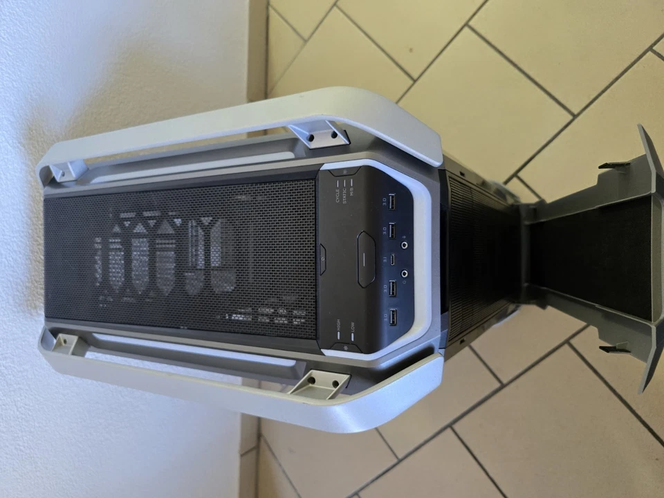 Cooler Master Cosmos C700P Big Tower GEHÄUSE + Be Quite LÜFTER + ROG AIO - Bild 4 von 4