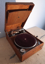 Gramofon walizkowy , stary gramofon, drewno , z funkcyjnym wideo