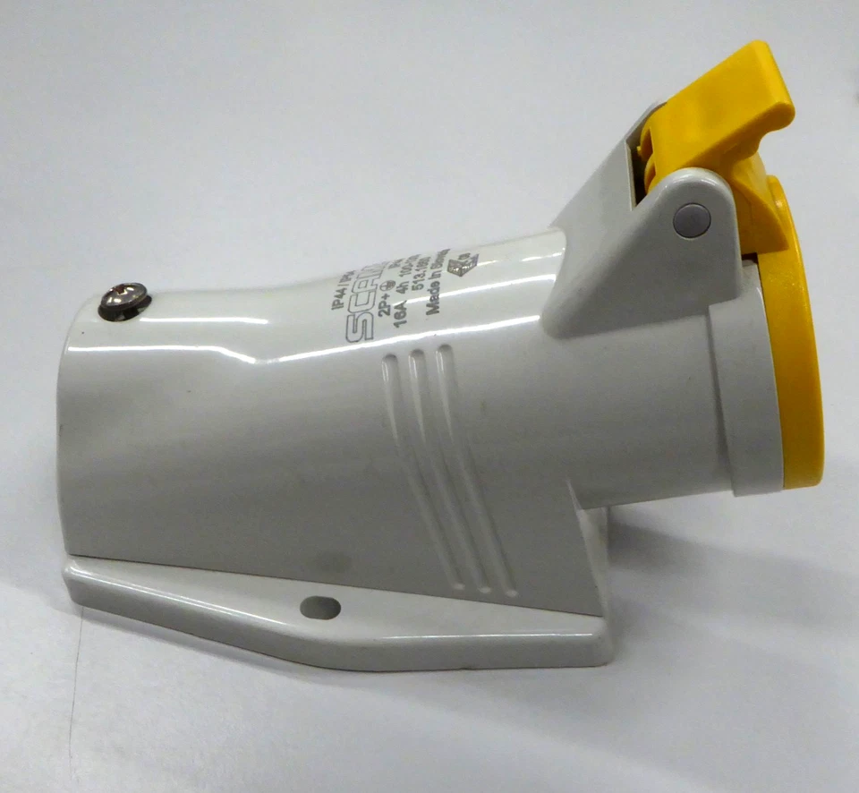 5 x Scame 16 Amp 3 Pin 2P+E 110V AC Yellow 16A Socket Wall Surface Mount IP44 - Image 2 of 4