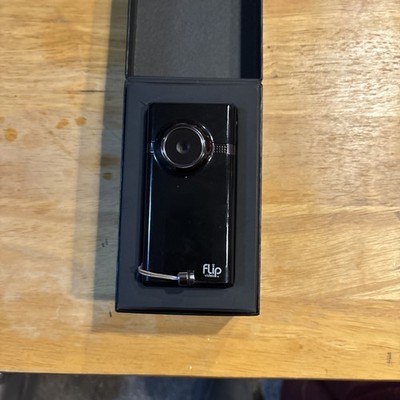 Flip Mino HD F460 4GB High Definition Digital Video Camera | eBay