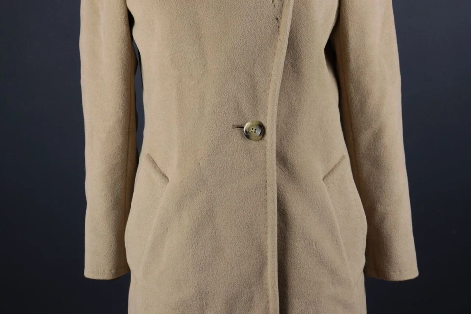 MAX MARA Beige Angora Wool Button Oversize Trench Coat Size I 40 / GB 8 / USA 6 - Image 3 of 4