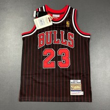 100 Authentic Michael Jordan Mitchell Ness 96 97 Bulls Jersey M 10/12 Youth Boy