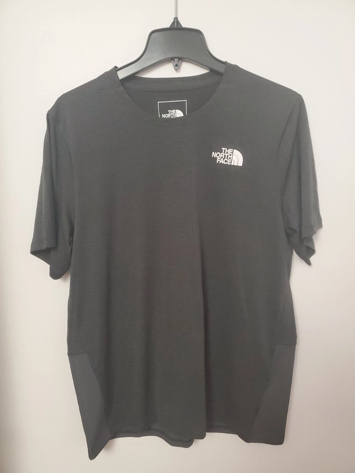 The North Face Men's Bridger Short Sleeve Tee Size M Color Asphalt Gray Heather