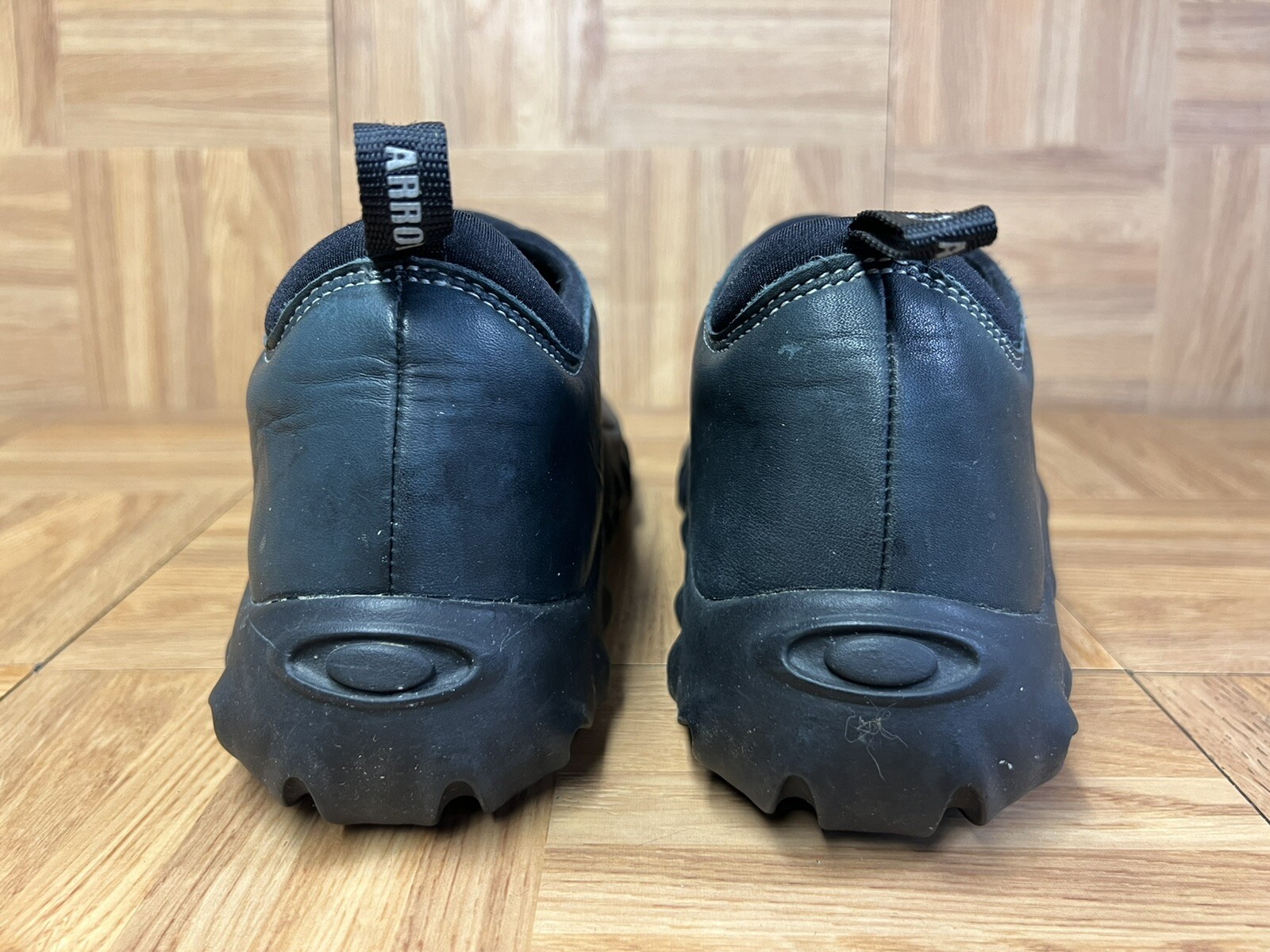 RARE🔥 Oakley Arrowhead Slip On Sport Shoe 11.5 Men's Saw Teeth Flesh Slide image 8