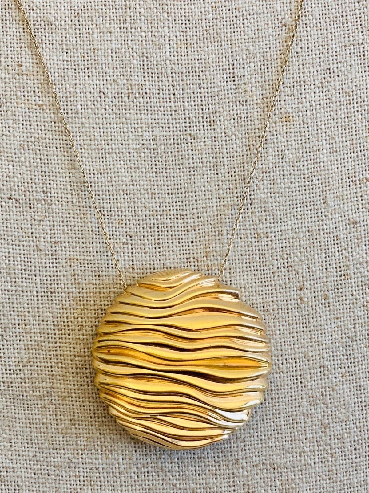 Vintage 14kt solid gold circle Wave Modernist Pen… - image 1