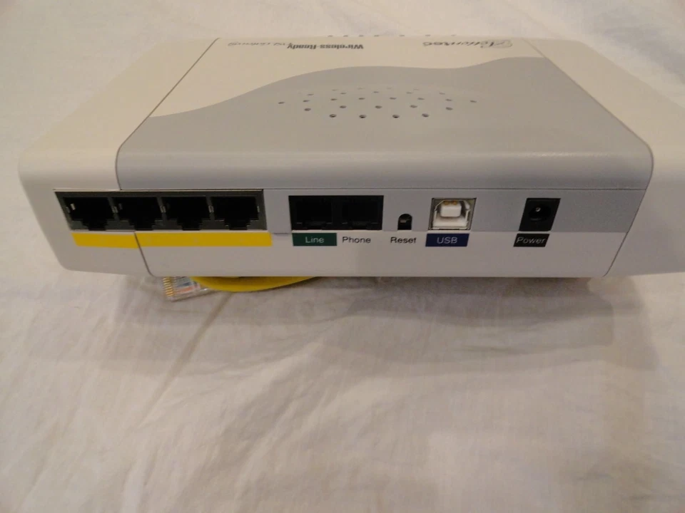 NOS / Qwest / Actiontec R1524SU DSL Internet Modem / Wireless Router - Image 4 of 4