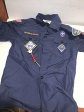 Boy Scout Short Sleeve Blue Youth Medium Shirt Lots Of Patches