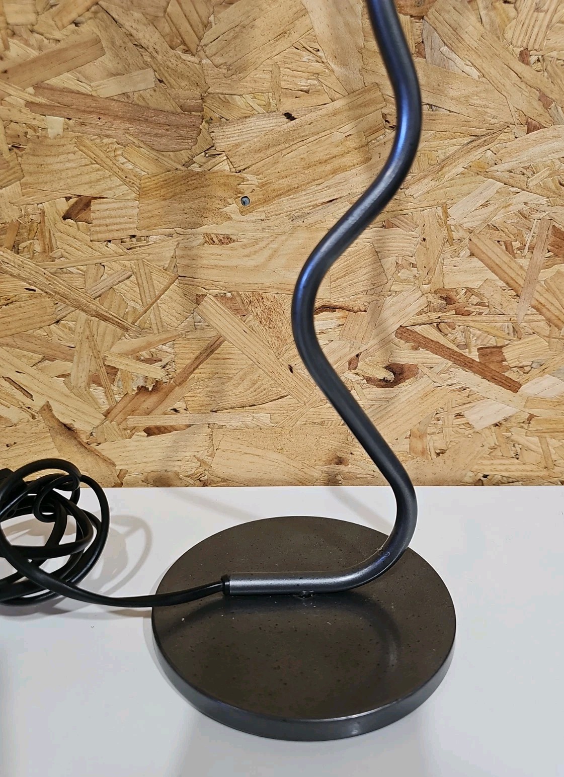 Vintage Marks & Spencer Frosted Uplighter Wavy Metal Wiggle Table Lamp — image 5