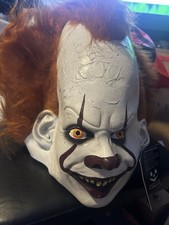 Trick or Treat Studios Deluxe Edition IT Pennywise Clown Licensed Mask