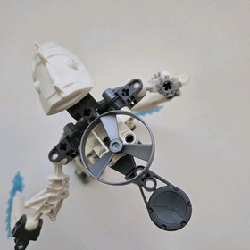 LEGO BIONICLE Tahu 7116 with Gold Mask & Toa Hordika Nuju 8741 - No Instructions