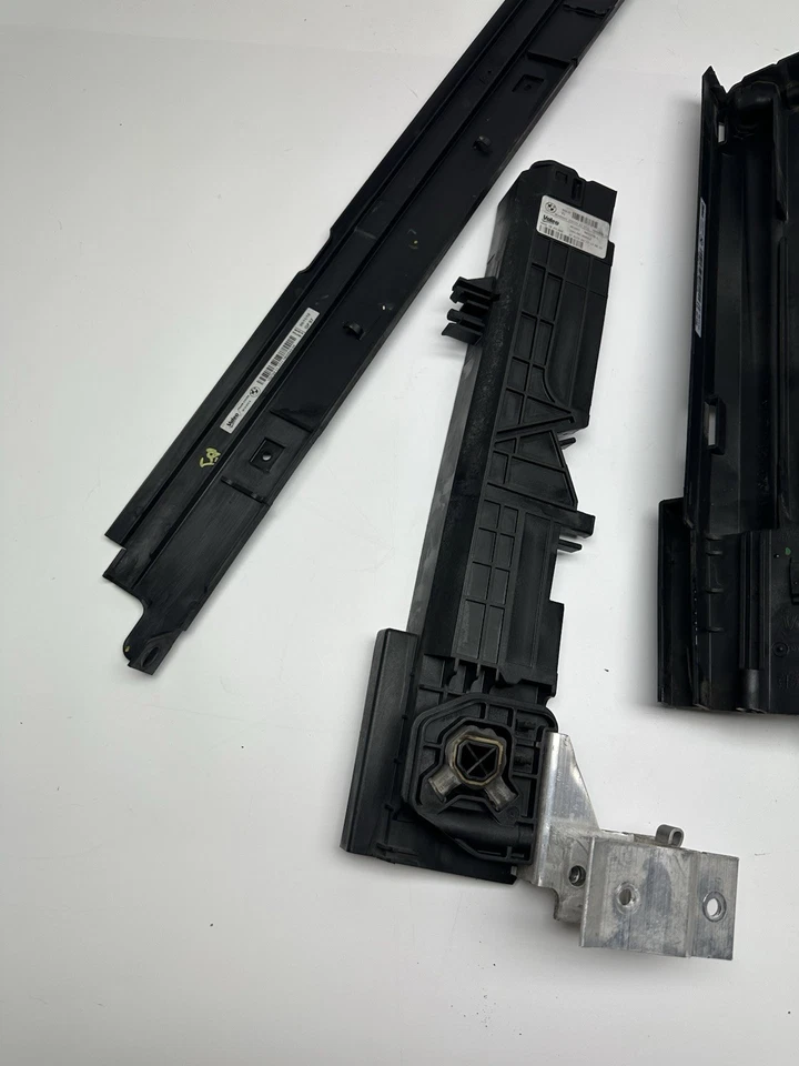 12-16 BMW 320I 328i 428I MAIN RADIATOR LEFT RIGHT UPPER FRAME MOUNT BRACKET SET - Image 2 of 4