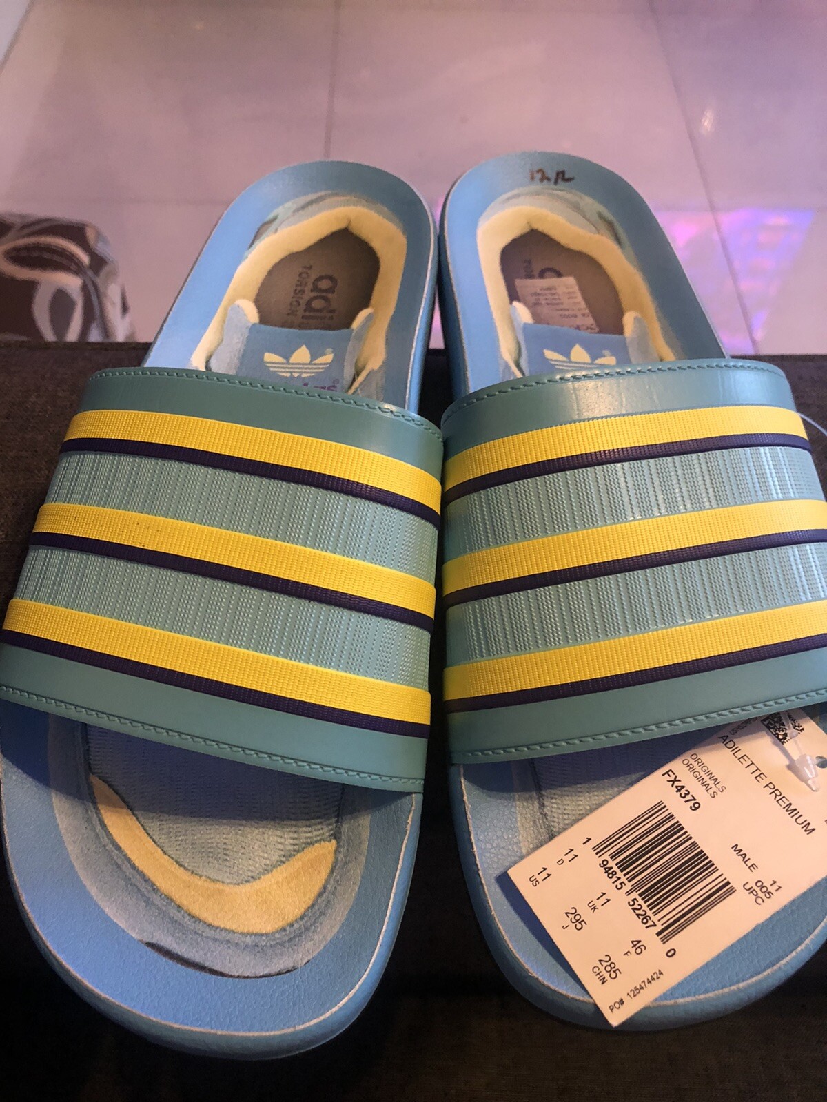 Adidas Adilette Premium купить в Америке, лот 233970154608
