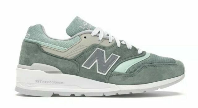 Size 9.5 - New Balance 997 Light Green 